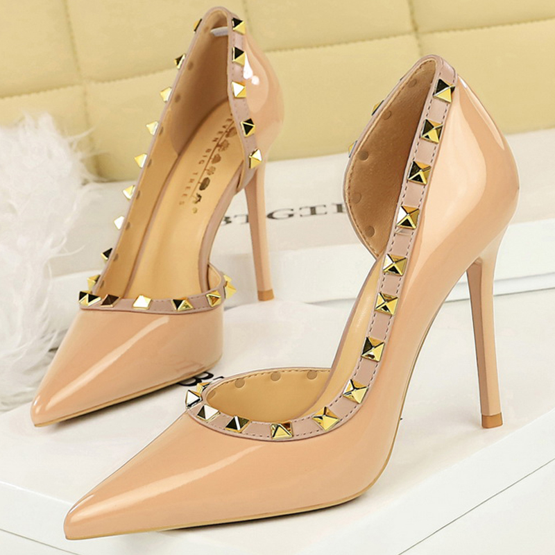 Shoe Tree - セクシーな女性用パンプス、リベットデザイン、ハイヒール、10.5cmスティレット、パテントレザー、レディースパンプス、高級バンケットシューズ、プラスサイズ43