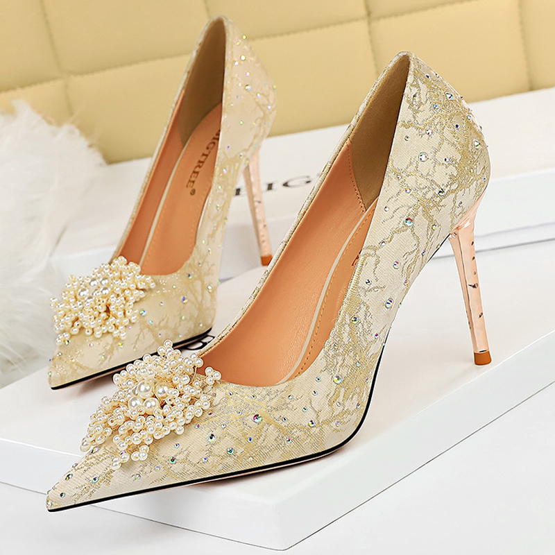 BIGTREE 靴パールフラワー女性パンプスラインストーンハ - Shoe Tree のレビューと価格