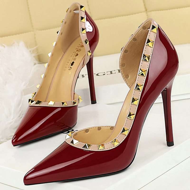 セクシーな女性用パンプス、リベットデザイン、ハイヒール、10 - Shoe Tree のレビューと価格