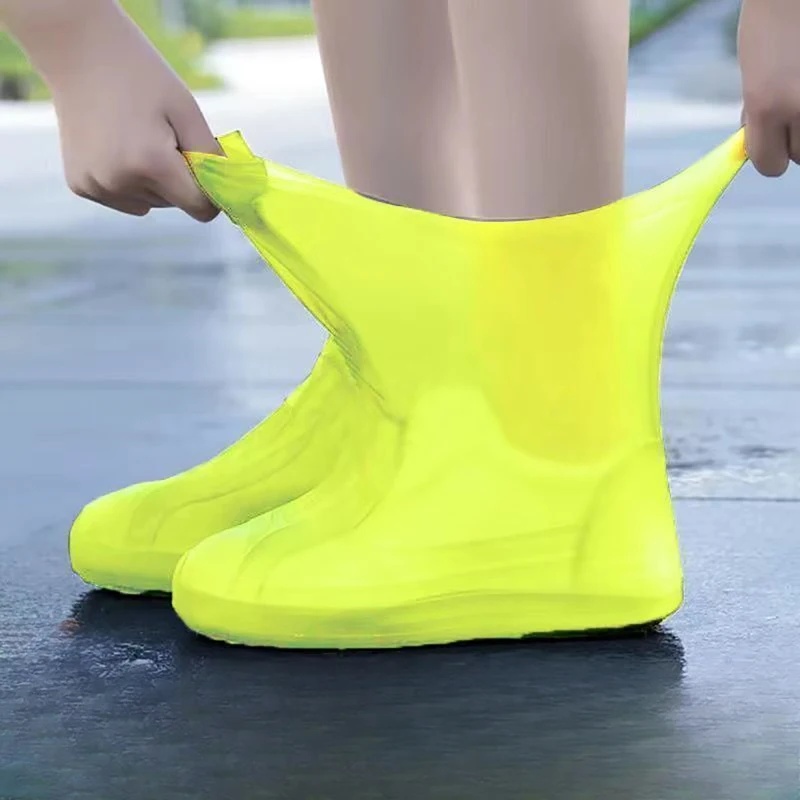 再利用可能な滑り止め防水レインシューカバー 1セット シリコ - Sneaker Protector のレビューと価格