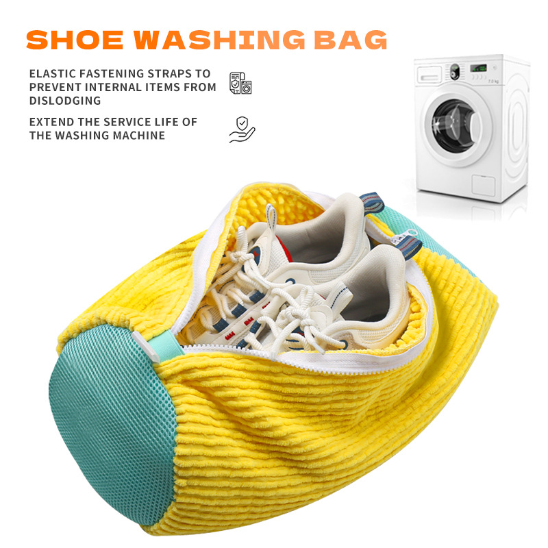 柔らかいブラシ付きの洗濯機用シューズ洗濯バッグ。型崩れしにく - Shoe Cleaning Brush のレビューと価格